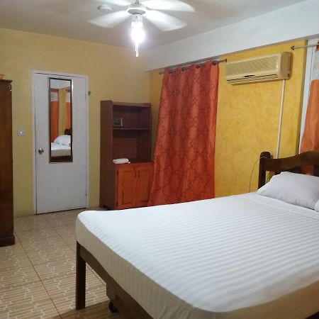 Sea World Vacation Home Ροζό Εξωτερικό φωτογραφία